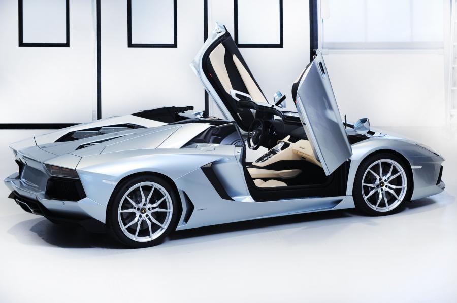  Lamborghini Aventador LP700-4 Roadster 2012 года  (фото 72 из 88)